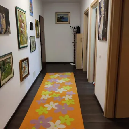 Apartment Apartment * 地拉那