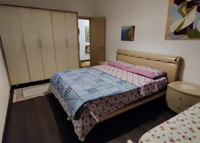 Apartment Apartment Apartment *